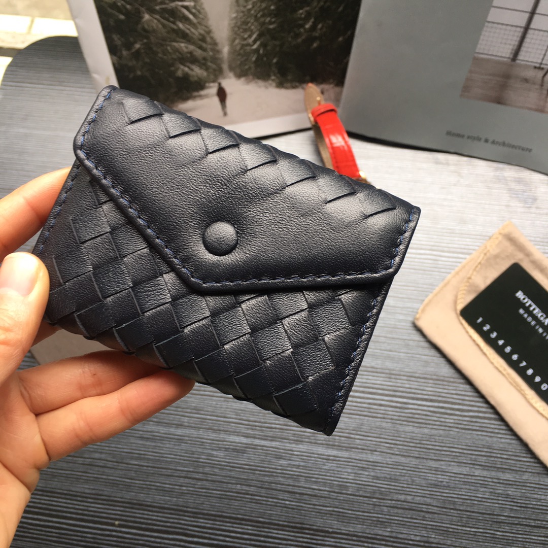 個性的なデザ 人気ブランドボッテガヴェネタ Bottega Veneta 実物の写真 N品スーパーコピー代引き対応国内発送後払い安全必ず届く優良サイト